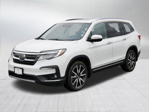 2020 Honda Pilot Touring 8-Passenger