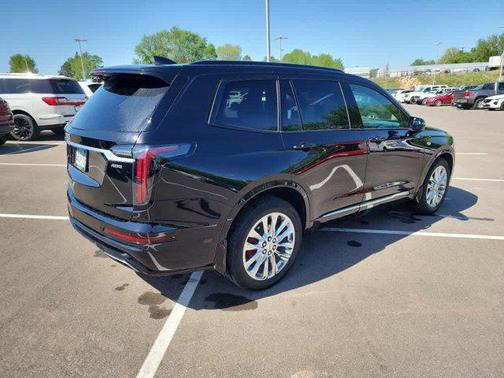2022 Cadillac XT6 Sport AWD
