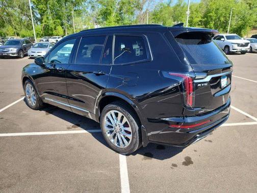 2022 Cadillac XT6 Sport AWD