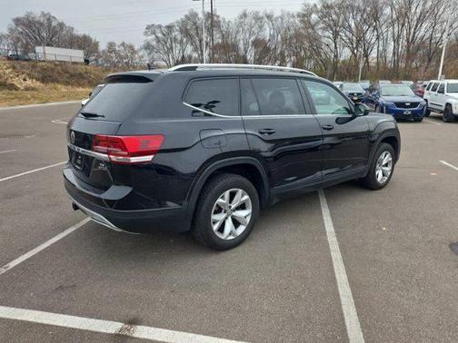 2018 Volkswagen Atlas 3.6L SE w/Technology