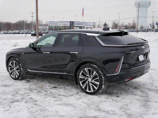 2024 Cadillac LYRIQ Luxury