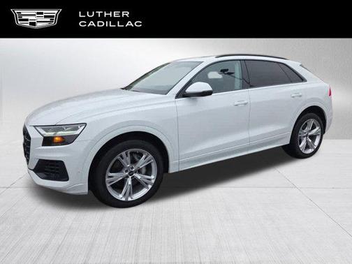 2022 Audi Q8 55 Premium Plus