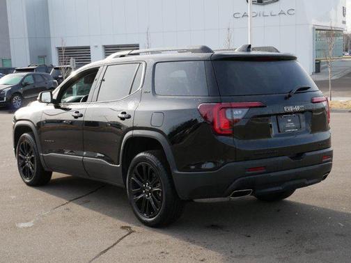 2023 GMC Acadia AWD SLT