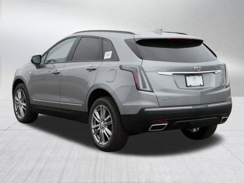2025 Cadillac XT5 Sport