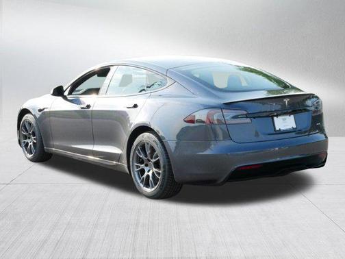 2021 Tesla Model S Plaid
