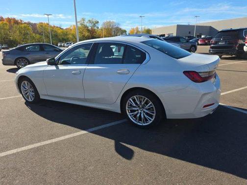 2024 BMW 330 xDrive
