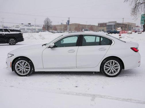 2024 BMW 330 xDrive