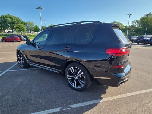 Carbon Black Metallic 2020 BMW X7 M50i