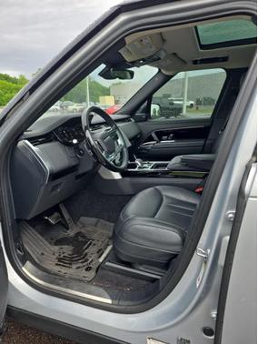 HUBKUA SILVER 2023 Land Rover Range Rover P530 SE
