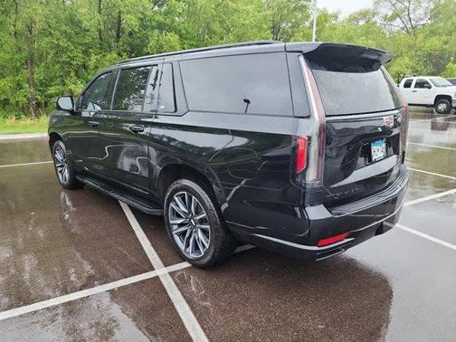 2022 Cadillac Escalade ESV Sport