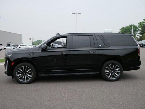 2022 Cadillac Escalade ESV Sport