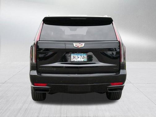 2022 Cadillac Escalade ESV Sport