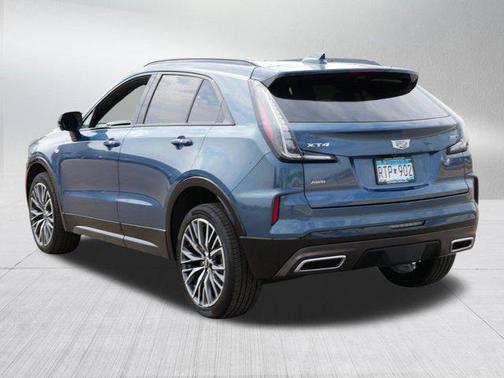 2025 Cadillac XT4 Sport