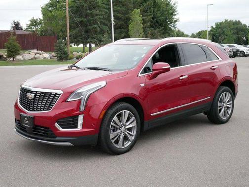 2022 Cadillac XT5 Premium Luxury