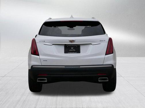 2026 Cadillac XT5 Luxury