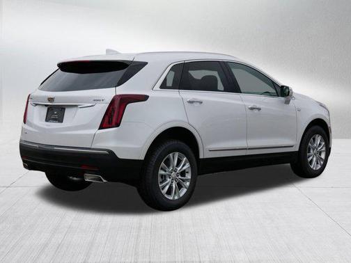 2026 Cadillac XT5 Luxury