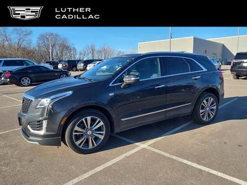 Manhattan Noir Metallic 2020 Cadillac XT5 Premium Luxury