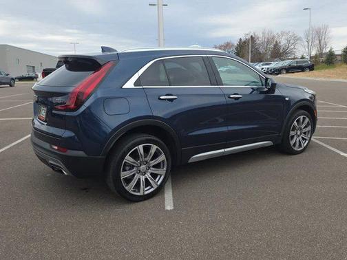 2020 Cadillac XT4 Premium Luxury