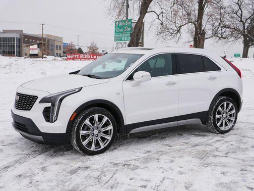 2022 Cadillac XT4 Premium Luxury