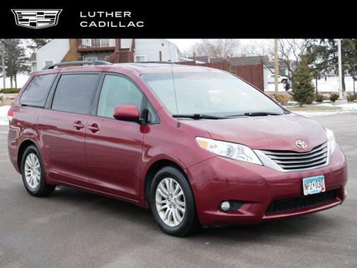 2012 Toyota Sienna XLE