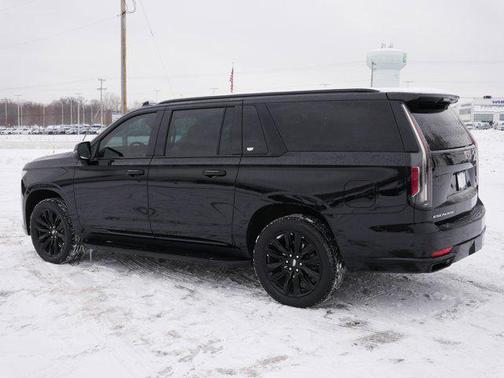 2023 Cadillac Escalade ESV Sport Platinum