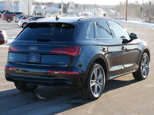 2025 Audi Q5 45 S line Premium