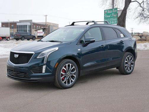 2026 Cadillac XT5 Sport