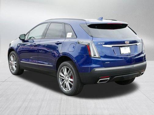 2025 Cadillac XT5 Sport