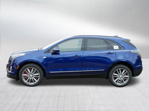 2025 Cadillac XT5 Sport