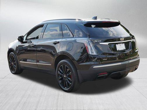 2022 Cadillac XT5 Sport