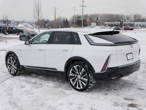 2024 Cadillac LYRIQ Luxury