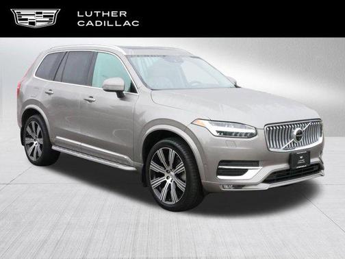 2022 Volvo XC90 T6 Inscription