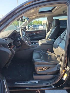 2018 Cadillac Escalade ESV Luxury
