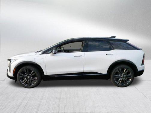 2025 Cadillac OPTIQ Sport 2 AWD