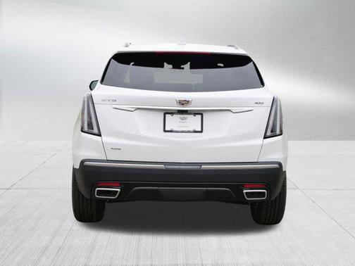 2025 Cadillac XT5 Sport