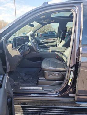 2024 Cadillac Escalade ESV Sport Platinum