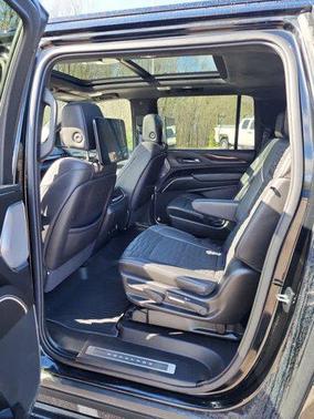 2021 Cadillac Escalade ESV Sport Platinum