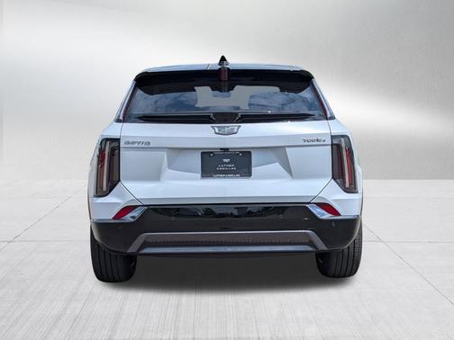Vibrant White Tricoat 2026 Cadillac OPTIQ Sport