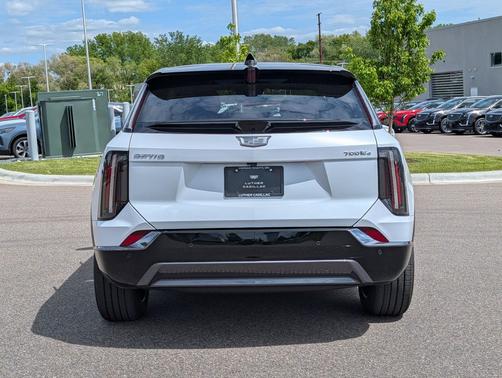 Vibrant White Tricoat 2026 Cadillac OPTIQ Sport