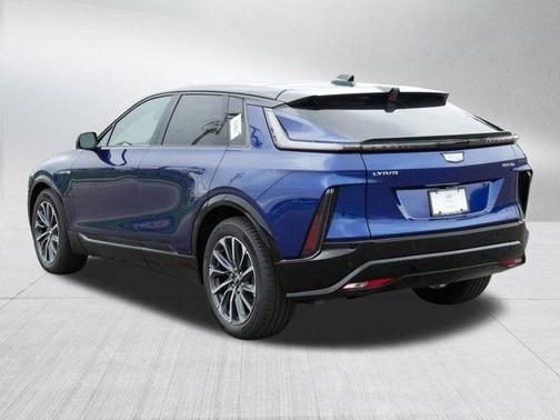 2025 Cadillac LYRIQ Sport