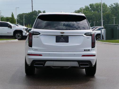 2025 Cadillac XT6 Sport AWD