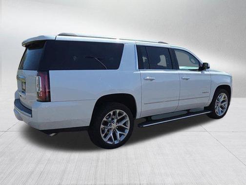 White Frost Tricoat 2017 GMC Yukon XL Denali