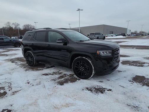 2023 GMC Acadia AWD SLT