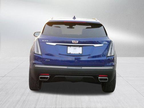 2025 Cadillac XT5 Sport