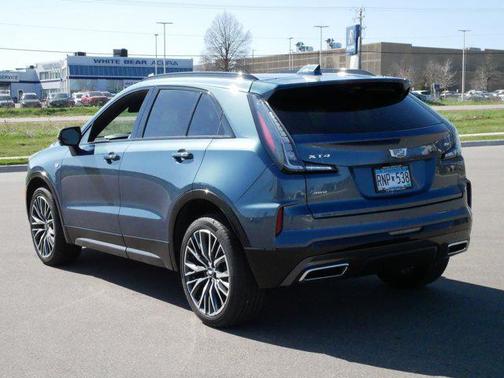 2025 Cadillac XT4 Sport