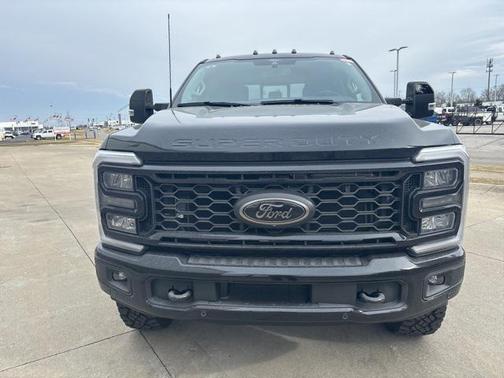 2025 Ford F-350 Lariat