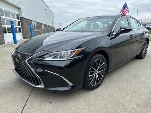 2022 Lexus ES 250 Base