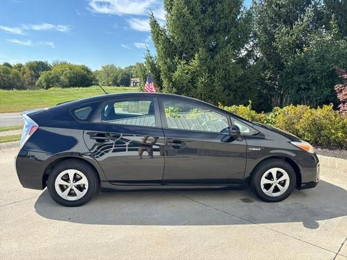 2012 Toyota Prius Two