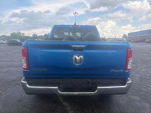 Hydro Blue Pearlcoat 2020 RAM 1500 Big Horn/Lone Star