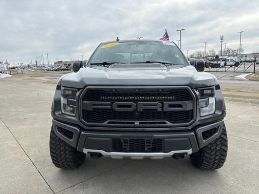 2020 Ford F-150 Raptor
